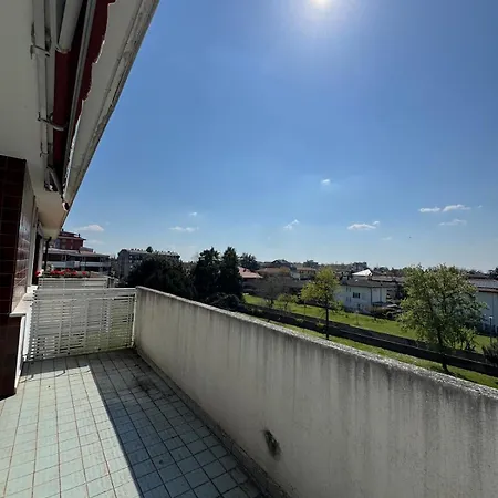 Back To The 70s, Large Three-bedroom With Parking * Udine
